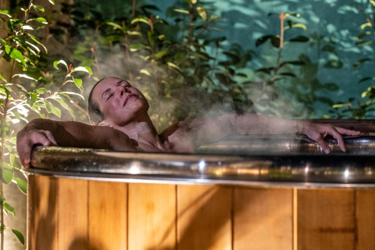 Escale Rochelaise, Gite Urbain Avec Spa Bain Nordique Et Sauna Tonneau La Rochelle (Charente-Maritime) Exterior foto