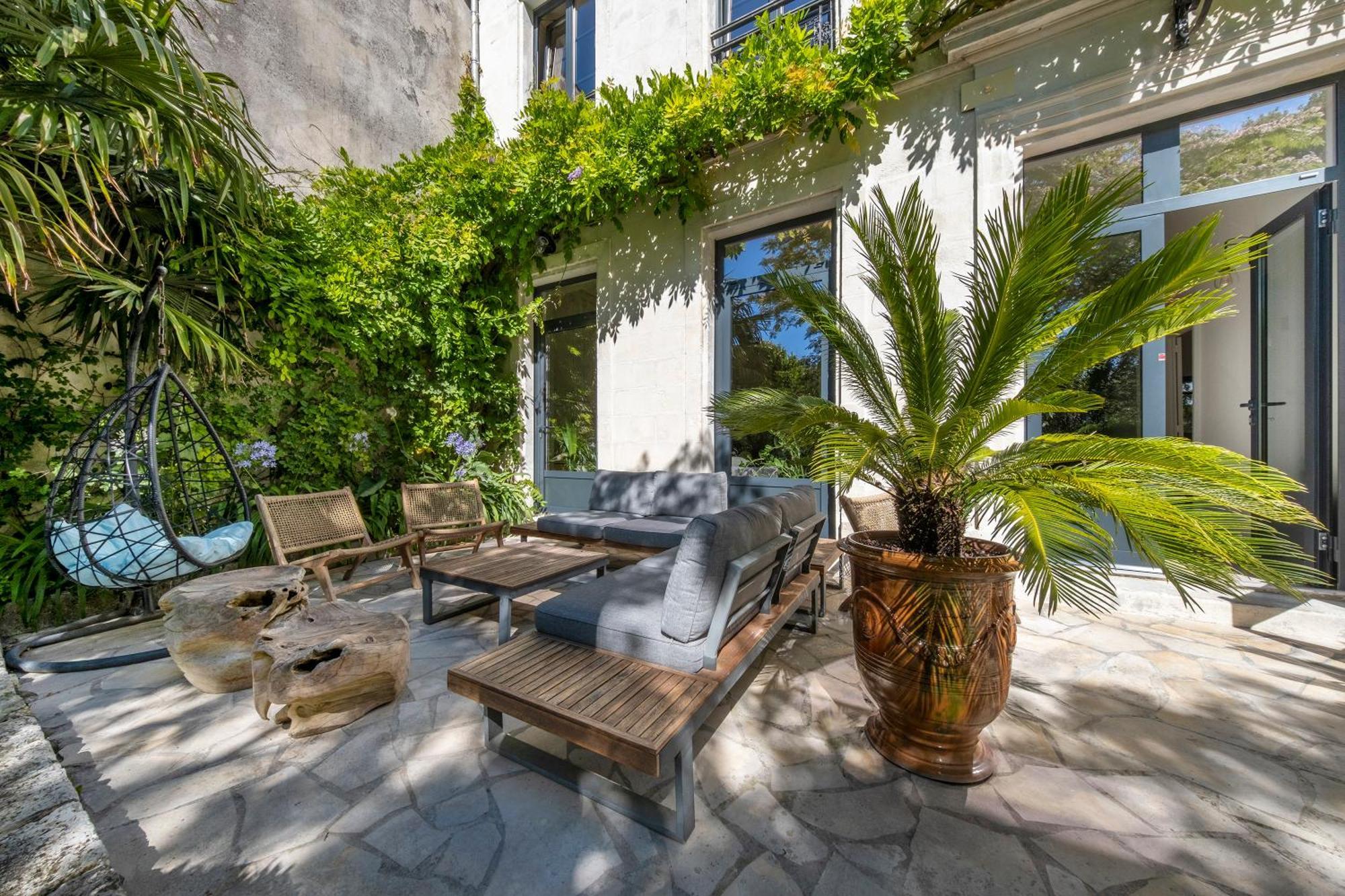 Escale Rochelaise, Gite Urbain Avec Spa Bain Nordique Et Sauna Tonneau La Rochelle (Charente-Maritime) Exterior foto